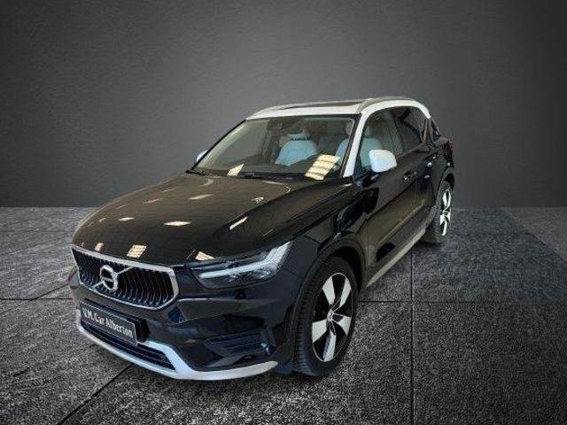 VOLVO XC40 D3 AWD Geartronic Momentum +tetto 