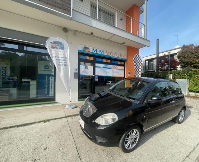 LANCIA Ypsilon 1.2 69 CV NEO PATENTATI 