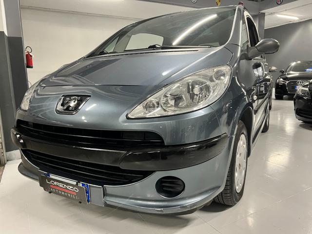 PEUGEOT 1007 1.4 Sporty 2Tronic 