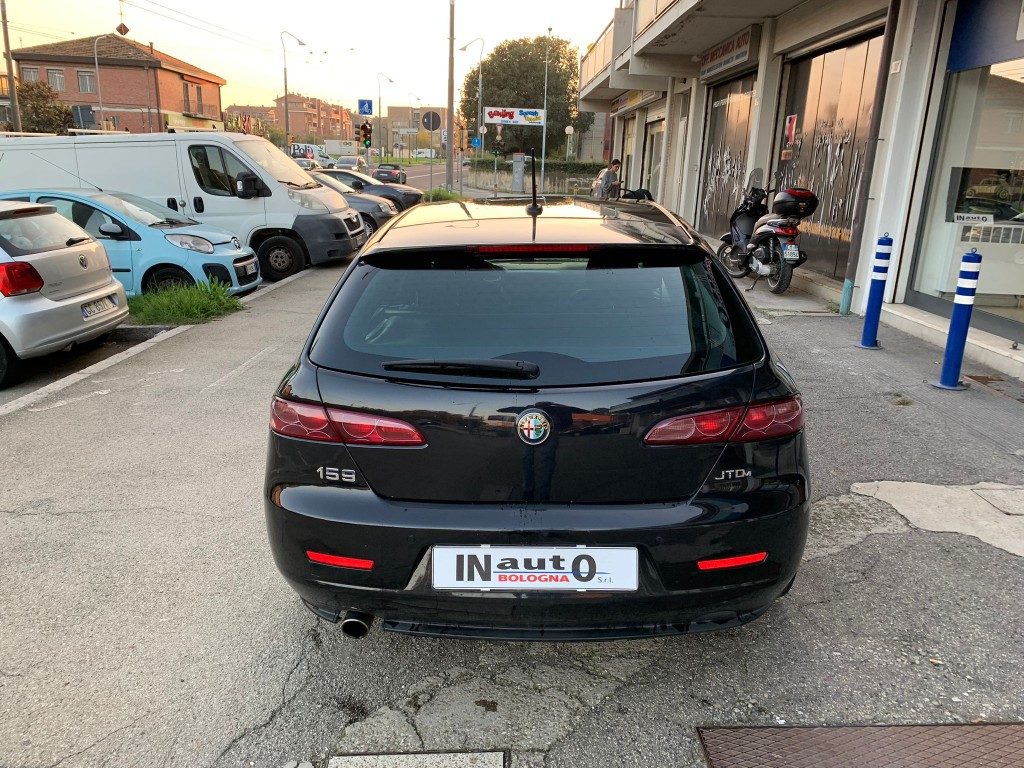 Foto ALFA ROMEO 159 2.0 JTDm 136 CV Sportwagon Super SOLO 102.000KM usato Bologna