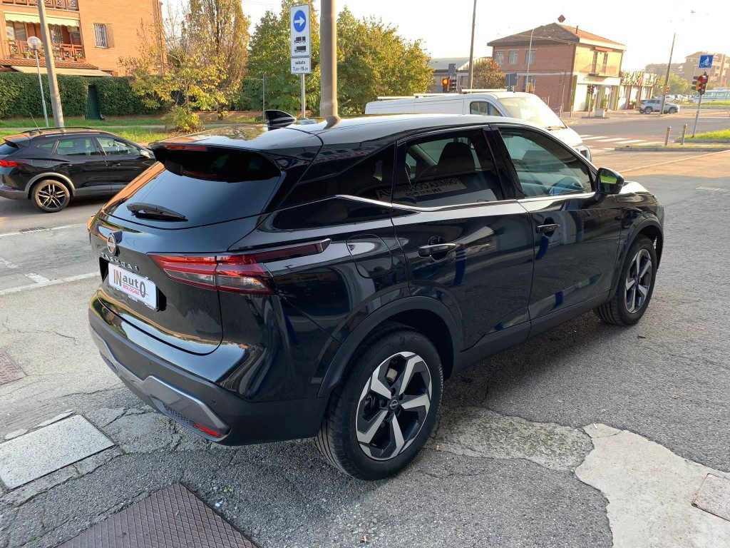 Foto NISSAN Qashqai MHEV 140 CV N-Connecta NUOVA 2400 KM !!! usato Bologna