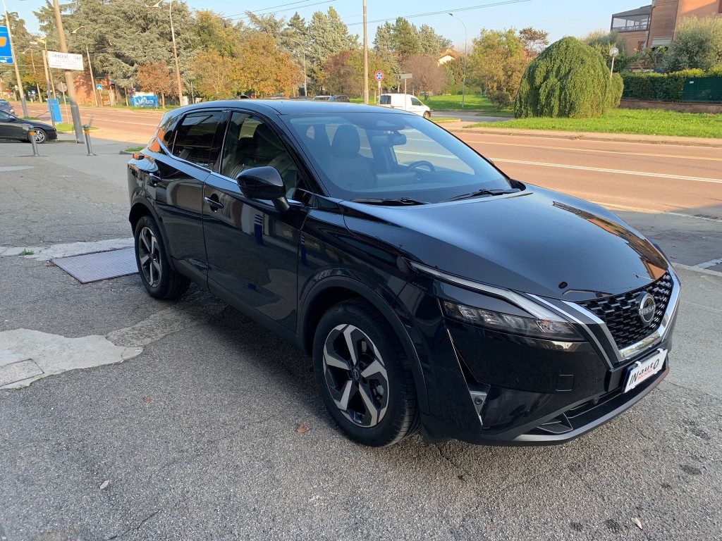 Foto NISSAN Qashqai MHEV 140 CV N-Connecta NUOVA 2400 KM !!! usato Bologna