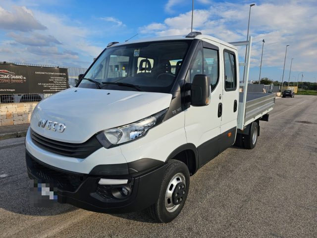 IVECO Daily 35C14 PASSO 3750 QUAD-TOR 2.3 HPT PL-RG Cabinato 