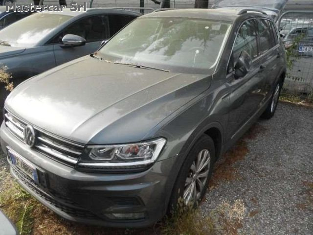 VOLKSWAGEN Tiguan Tiguan 2.0 tdi Style 150cv dsg - targa GE488AB 