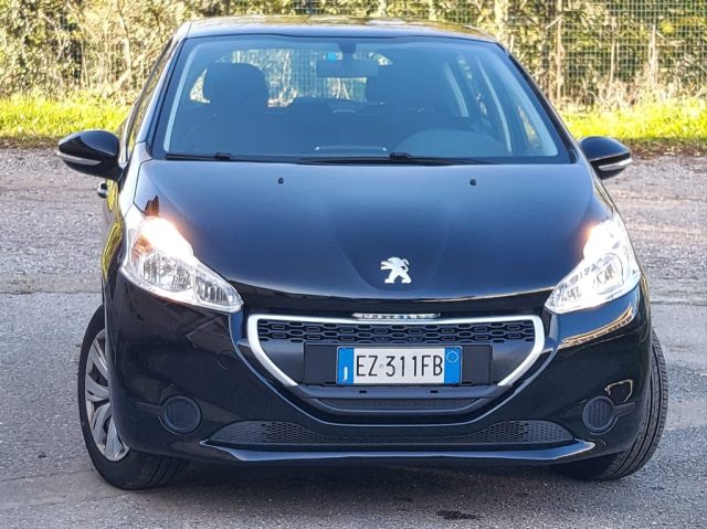 PEUGEOT 208 1.4 8V HDi 68CV 5p. Allure OK Neopatentati 