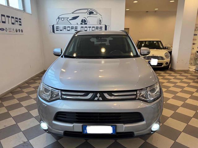 MITSUBISHI Outlander 2.2 DI-D 4WD Instyle 7p.#TAGLIANDI MITSUBISHI 