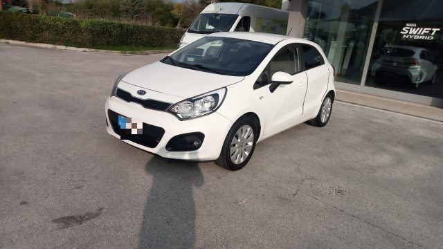 KIA Rio CIVIT. M.- NEOPATENTATI - 1.1 CRDi WGT 5p. EX PLUS 