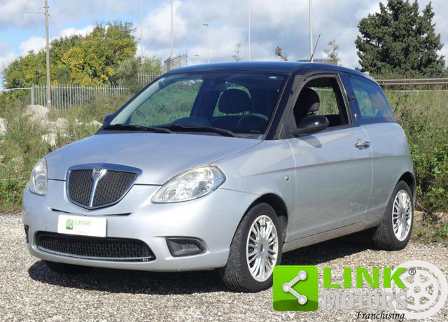 LANCIA Ypsilon 1.2 BICOLORE - Neo Patentati 