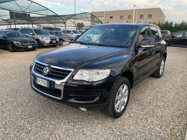 VOLKSWAGEN Touareg 3.0 V6 TDI DPF tiptronic 