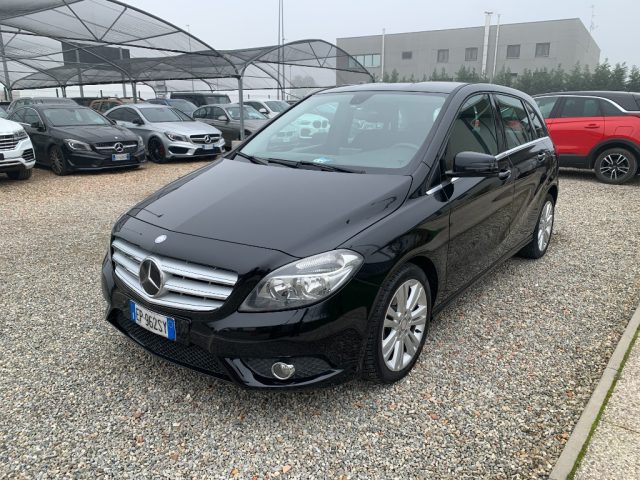 MERCEDES-BENZ B 180 BlueEFFICIENCY Premium 