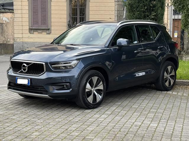 VOLVO XC40 T2 Momentum Pro 