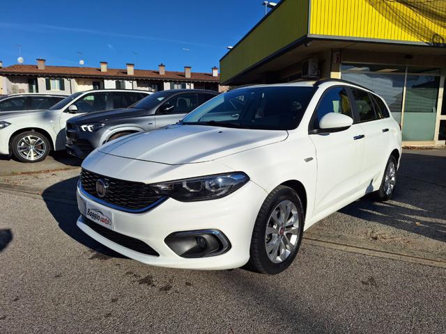 FIAT Tipo Bianco pastello