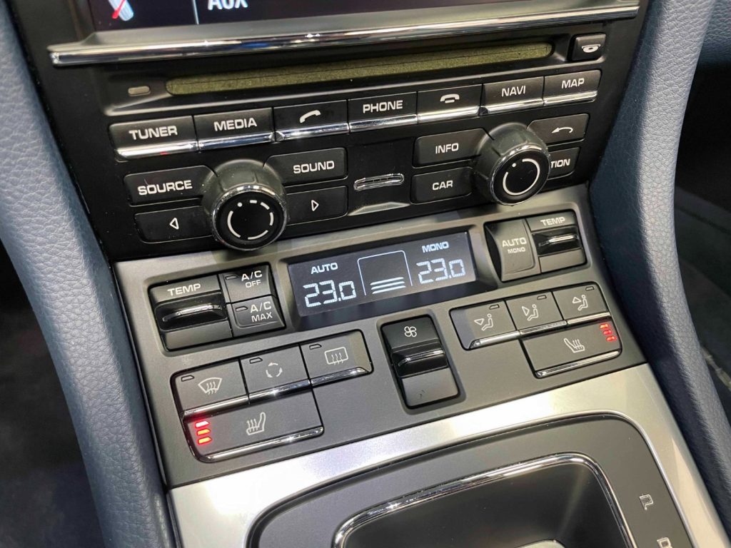 PORSCHE Boxster 2.7 PDK - 26