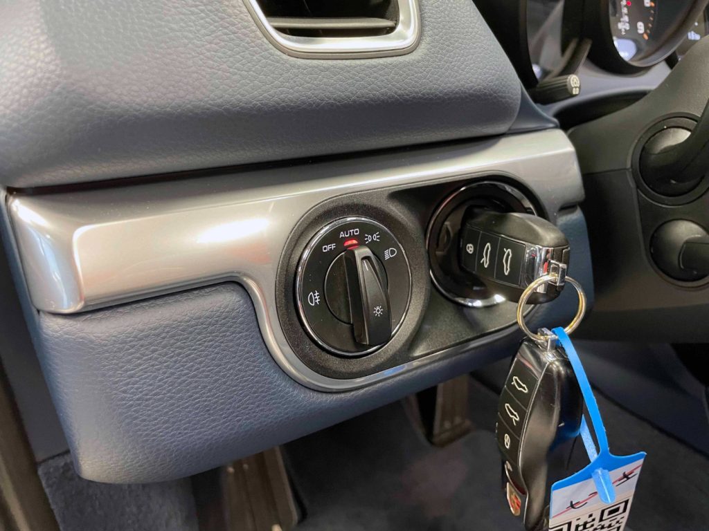 PORSCHE Boxster 2.7 PDK - 61