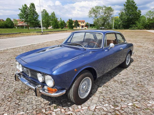 ALFA ROMEO GT 2000 Veloce 