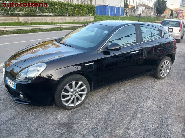 ALFA ROMEO Giulietta Nero metallizzato