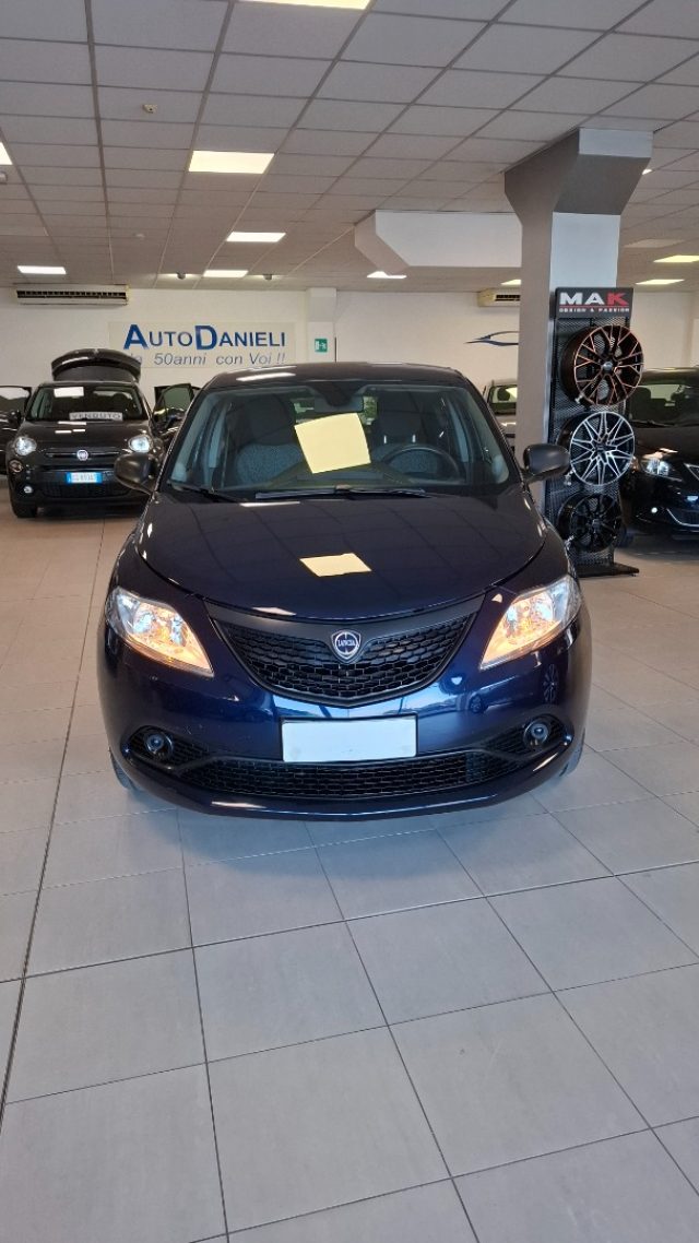 LANCIA Ypsilon Blu metallizzato