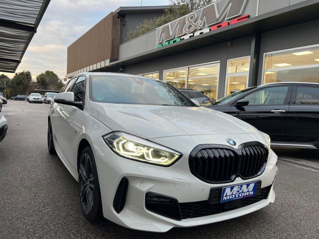 BMW 118 Bianco metallizzato