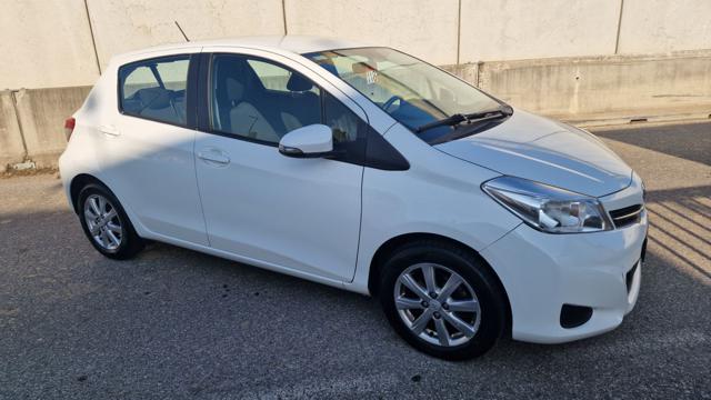 TOYOTA Yaris 1.0 5 porte Active -NEOPATENTATI - 