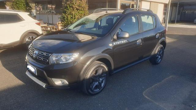 DACIA Sandero Nero metallizzato