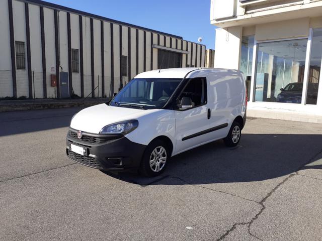 FIAT Doblo Bianco pastello