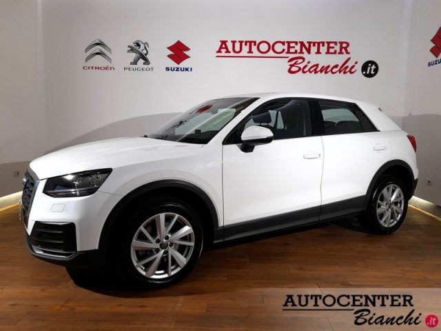 AUDI Q2 35 TDI quattro S tronic Business 