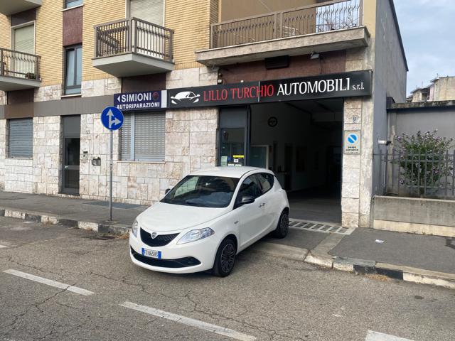 LANCIA Ypsilon 1.2 69 CV 5 porte GPL Ecochic Gold 