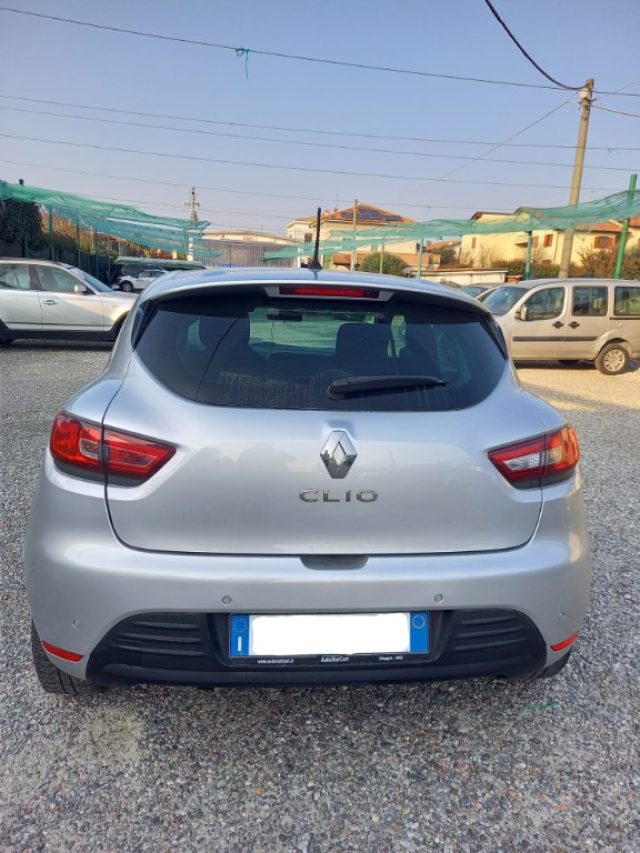 RENAULT Clio TCe 90 CV 5 porte Zen 