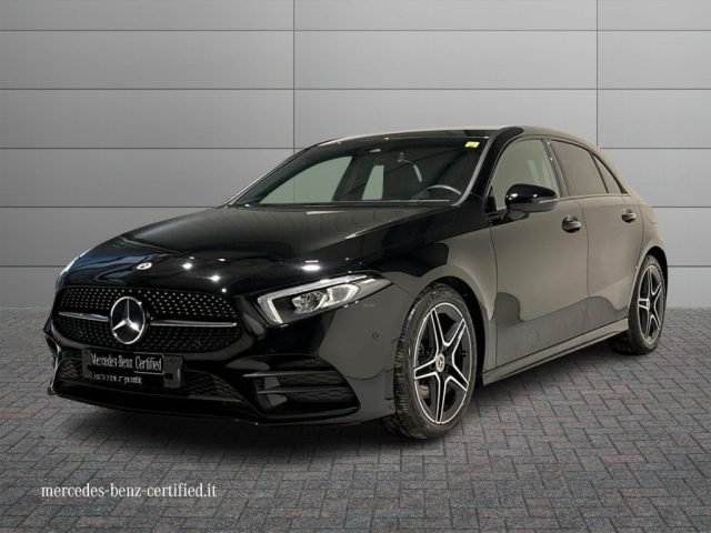 MERCEDES-BENZ A 180 d Automatic Premium 