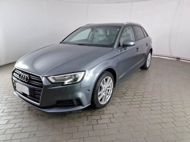 AUDI A3 SPB 30 TDI Business *Navi,Park assist,Cockpit* 