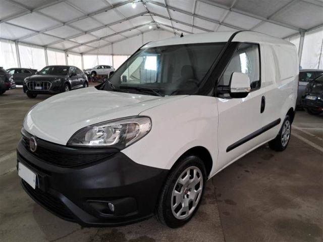 FIAT Doblo Bianco pastello