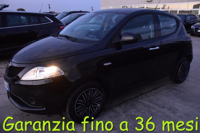 LANCIA Ypsilon 1.2 69 CV 5 porte Gold 