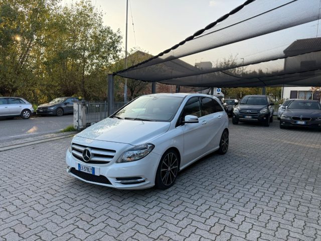 MERCEDES-BENZ B 180 CDI BlueEFFICIENCY Premium 