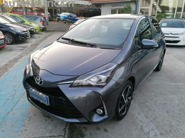 TOYOTA Yaris 1.5 VVT-i 112 cv LOUNGE 