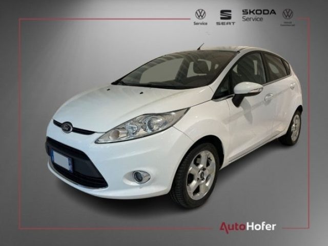FORD Fiesta Weiß pastell