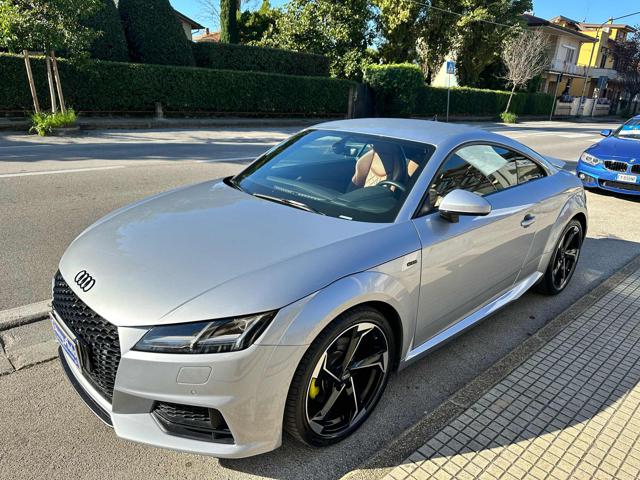 AUDI TT Coupé 1.8 TFSI S tronic S line 