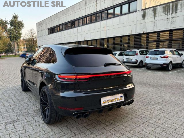 PORSCHE Macan Grigio metallizzato