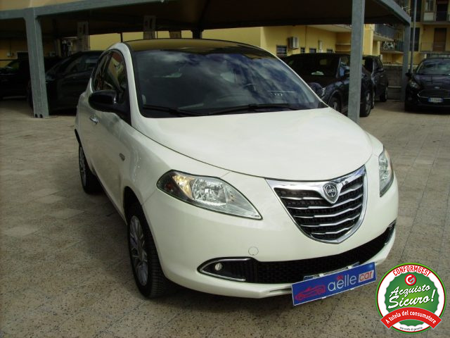 LANCIA Ypsilon 0.9 TwinAir 85 CV 5 porte Metano Ecochic Gold 