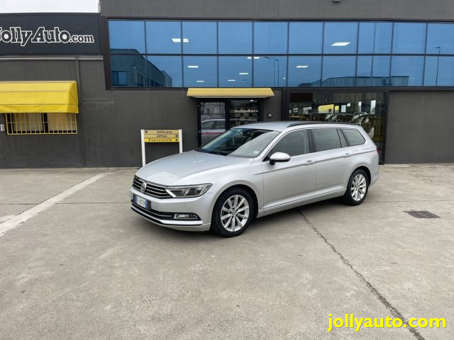 VOLKSWAGEN Passat Variant 2.0 TDI DSG Business BlueMotion Tech 