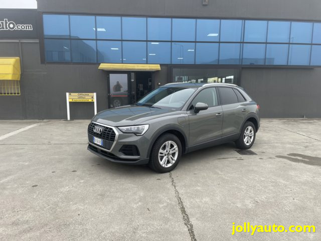 AUDI Q3 45 TFSI e S tronic Business 