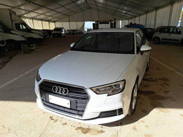 AUDI A3 SPB 35 TDI S tronic Business 