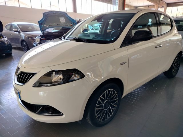 LANCIA Ypsilon 1.0 FireFly Hybrid Platino MY24 PROMO 