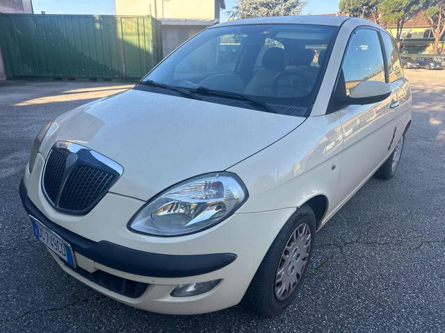 LANCIA Ypsilon 165,960km 1.3 Mtj neopatentati Bellissima Usato