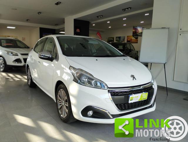 PEUGEOT 208 BlueHDi 75 5 porte Allure / NEOPATENTATI Usato