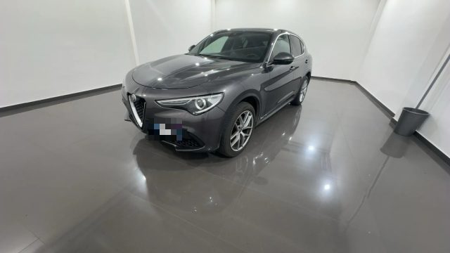 ALFA ROMEO Stelvio 2.0 Turbo 280 CV AT8 Q4 Super 