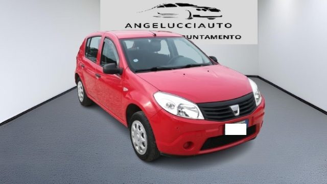 DACIA Sandero Rosso pastello