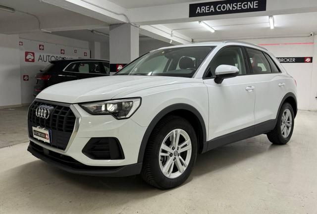 AUDI Q3 40 TDI quattro S tronic Business 