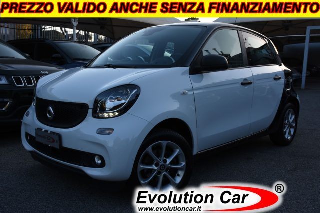 SMART ForFour Bianco pastello