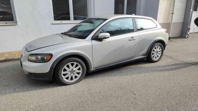 VOLVO C30 2.0 D Kinetic KM 110.000 ORIGINALI!!!! 