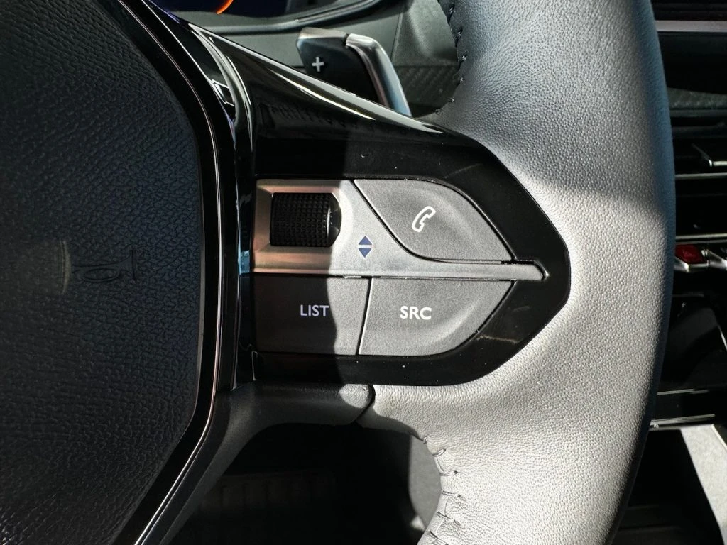 PEUGEOT 2008 NUOVO  Allure PureTech 130 EAT8 S&S - Grid Foto 28